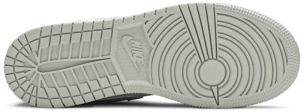 Nike Air Jordan 1 Low SE GS &